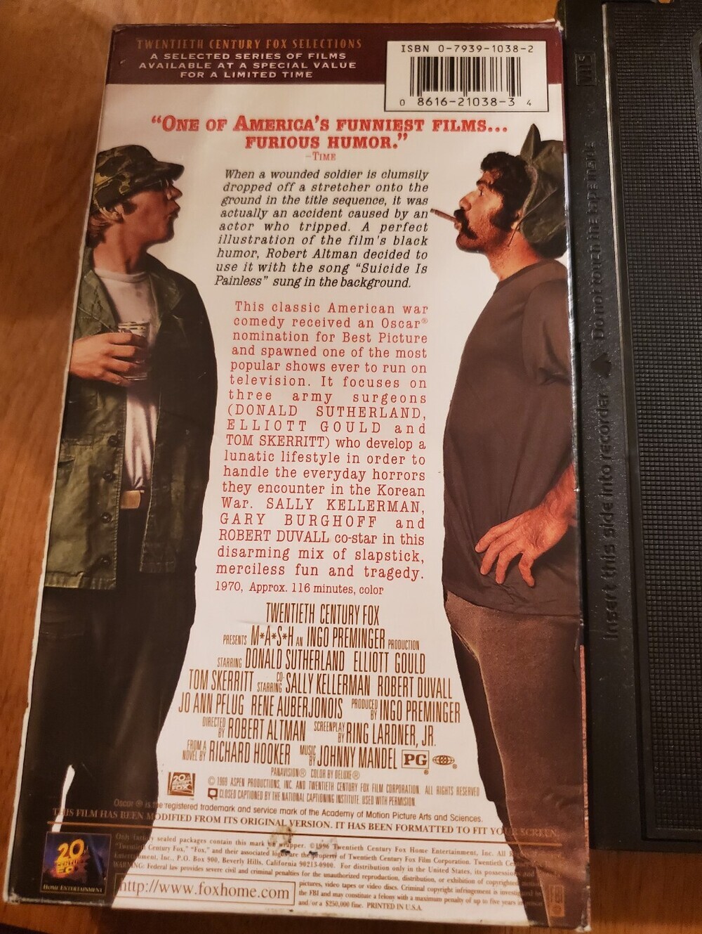 MASH (VHS, 1996) - Picture 2 of 2